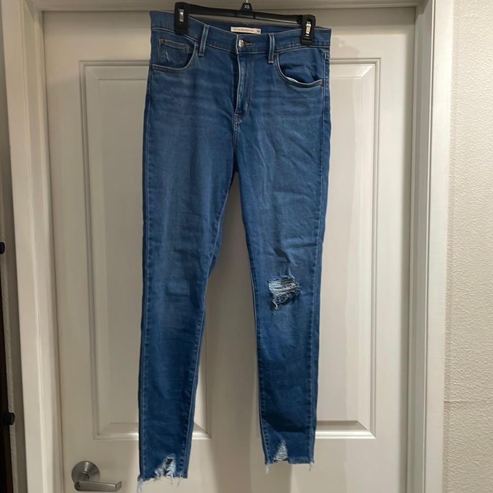 Levi’s 720 High Rise Super Skinny Jeans